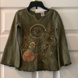 Green Thermal Top with embroidered design